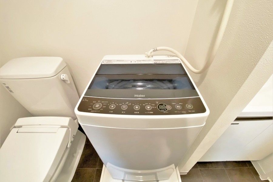 コンパクトな縦型洗濯機