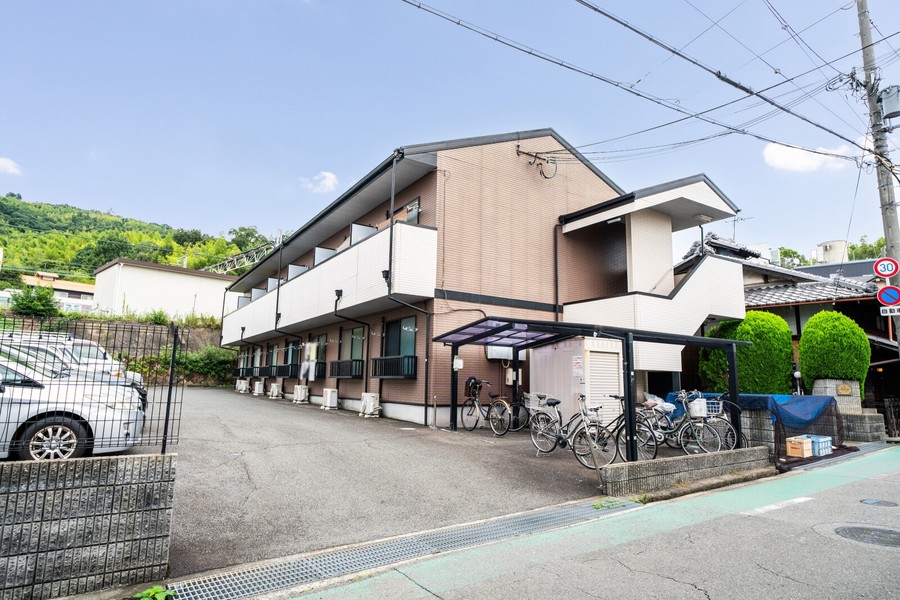 アットイン大阪山崎1