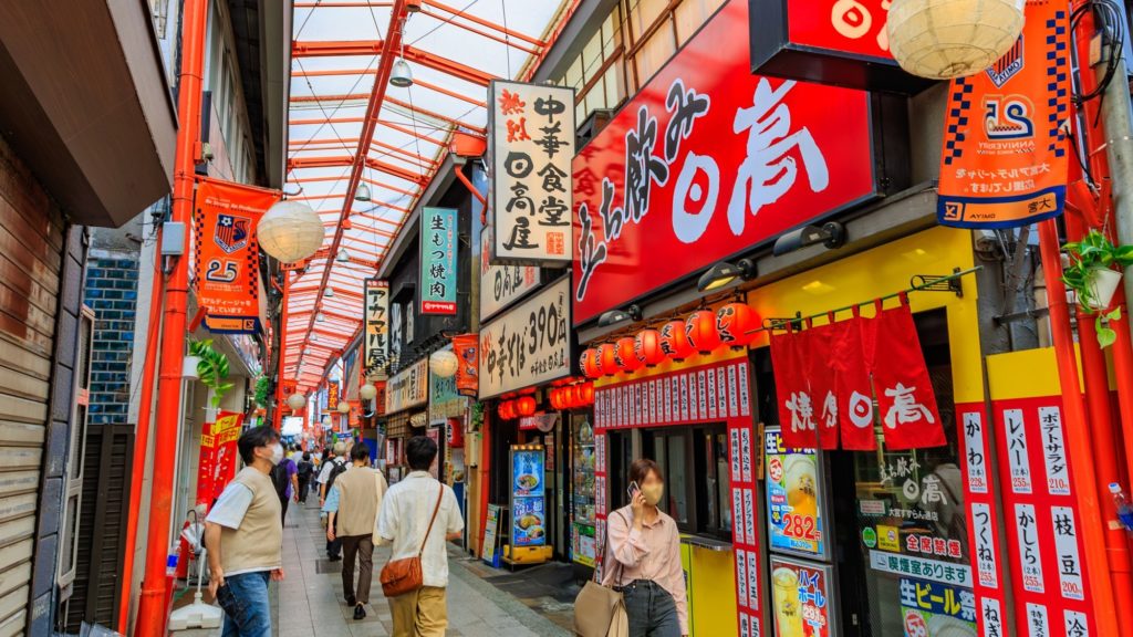 アーケード商店街「すずらん通り」の様子