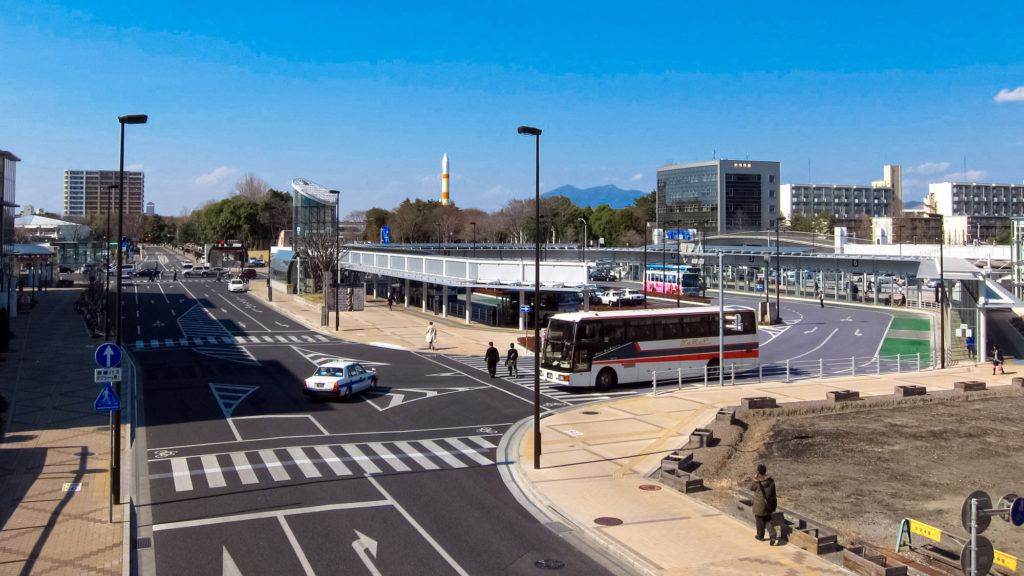 快晴のつくば駅前