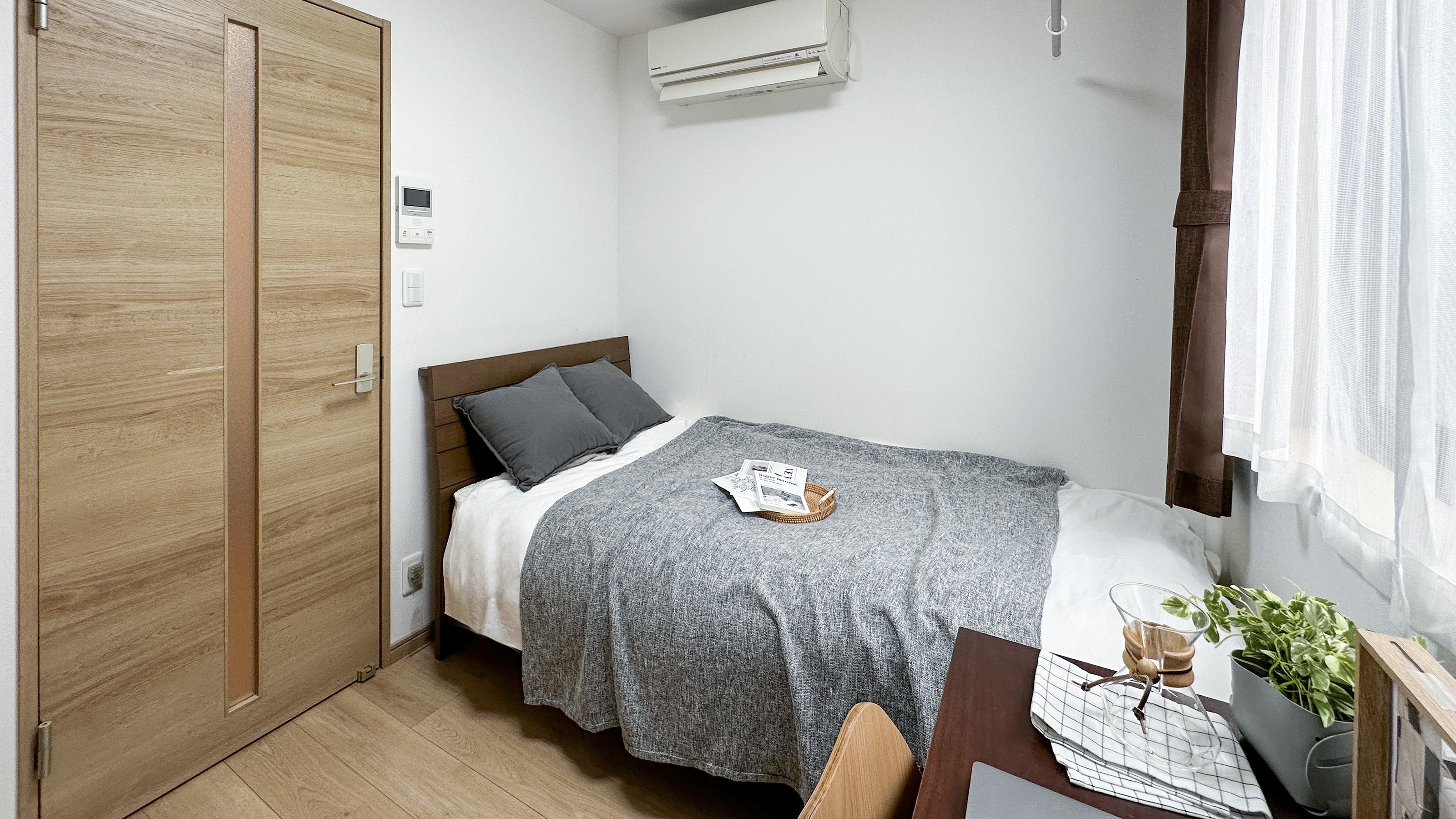 アットイン西日暮里2-2の室内