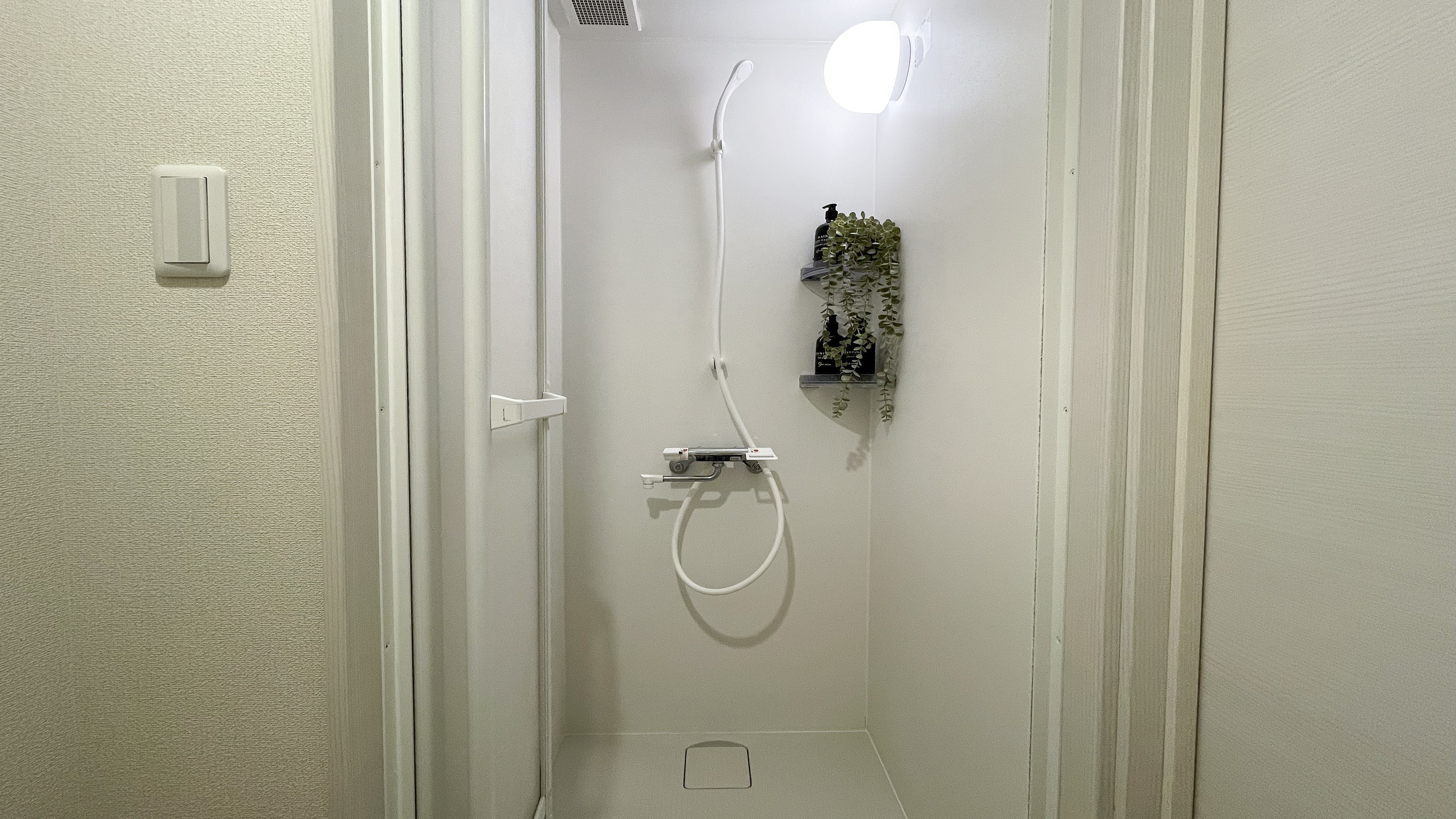 アットイン三軒茶屋3-2のシャワールーム