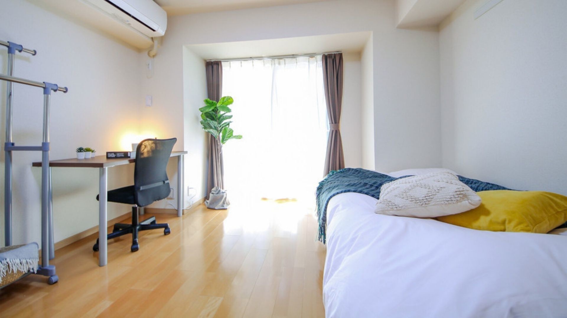 一宮８のリビングルーム