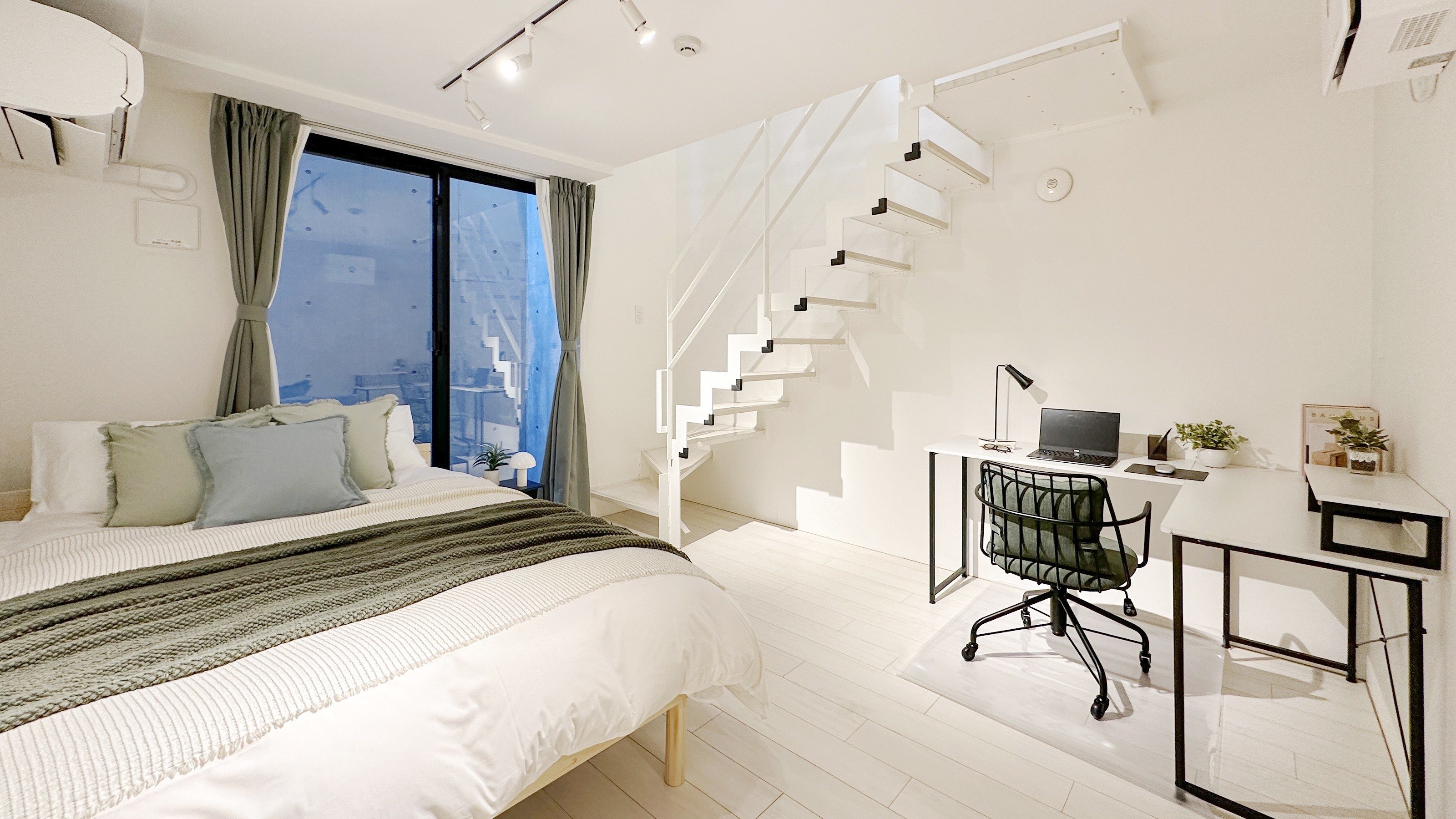 アットイン新宿34の寝室