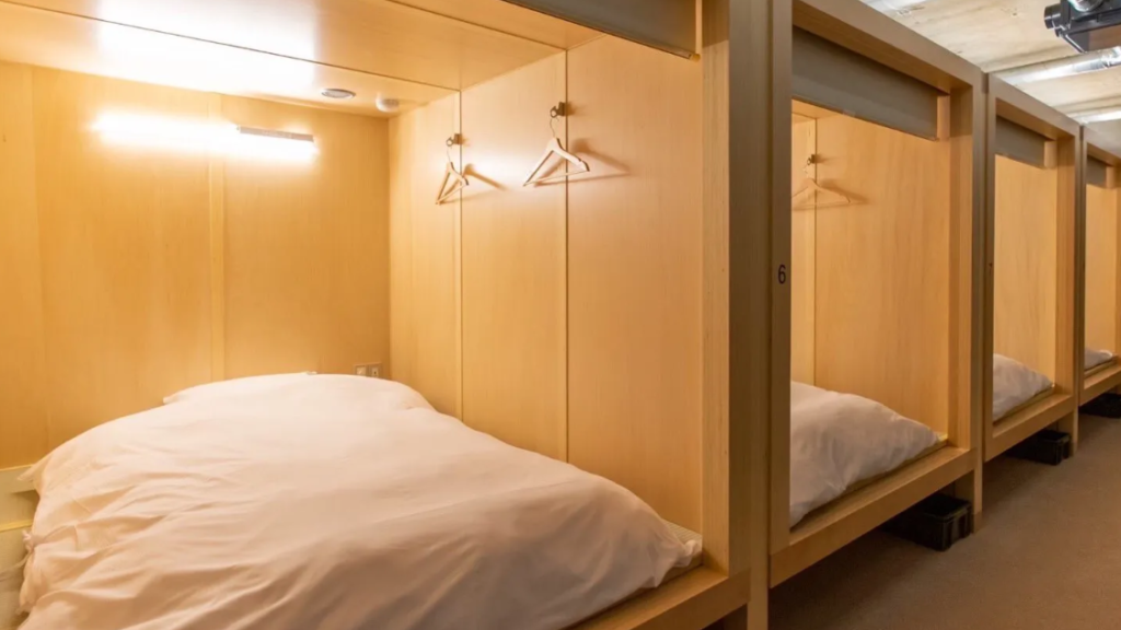 黄金湯のドミトリー