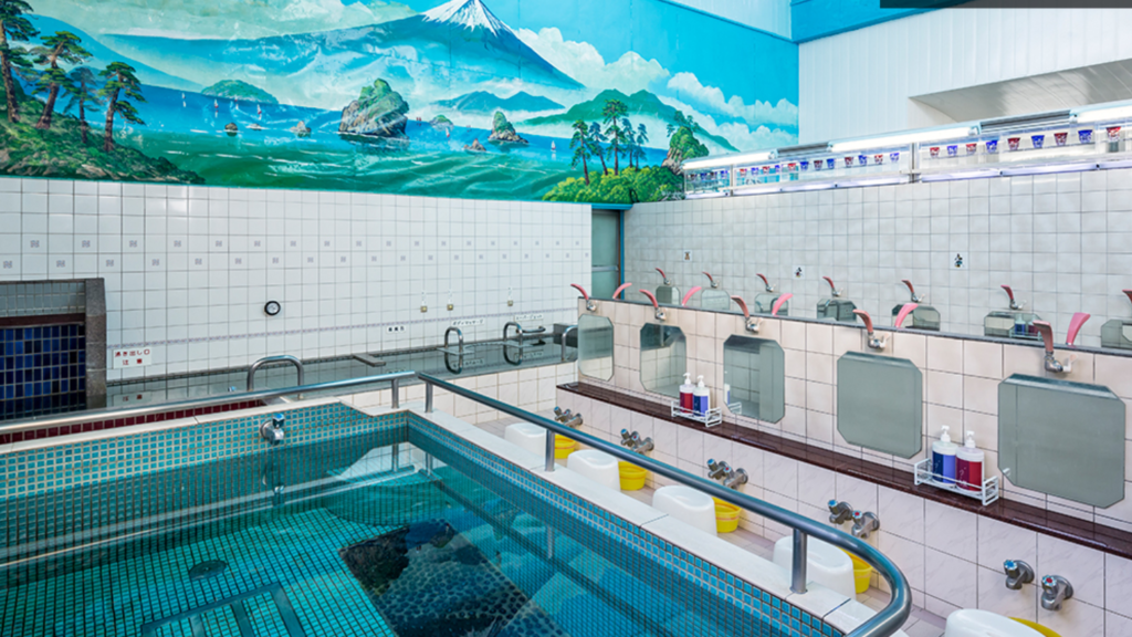 押上温泉　大黒湯の浴場　富士山の壁画