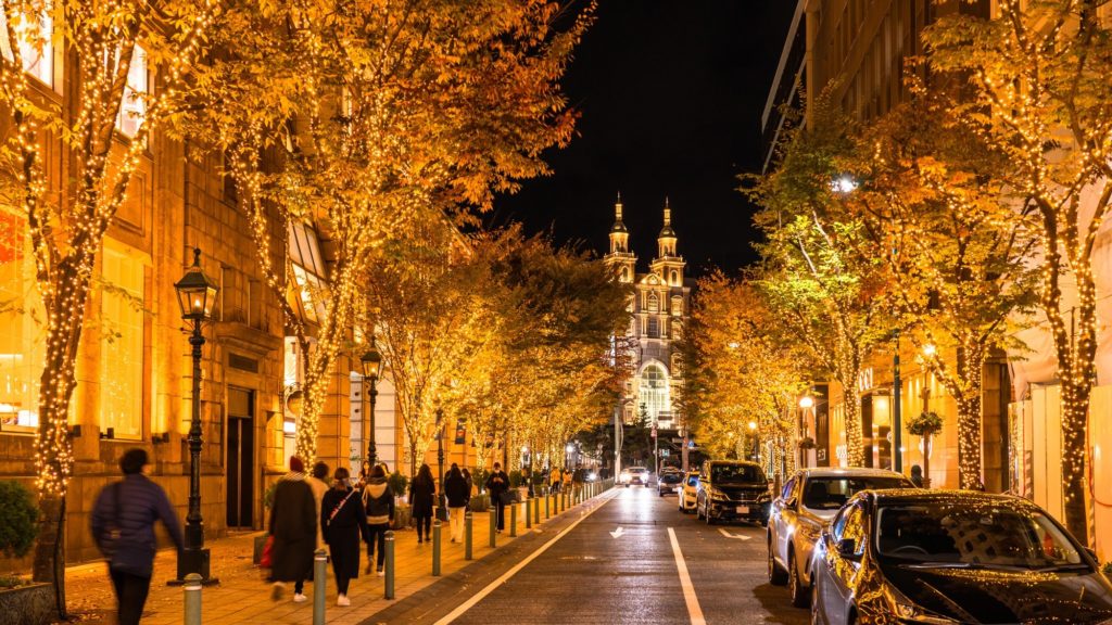 神戸旧居留地を彩るあたたかな光のイルミネーション