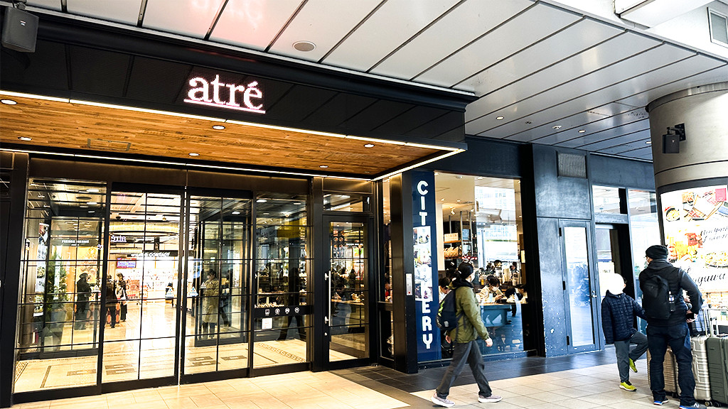 駅構内から入れるアトレ品川