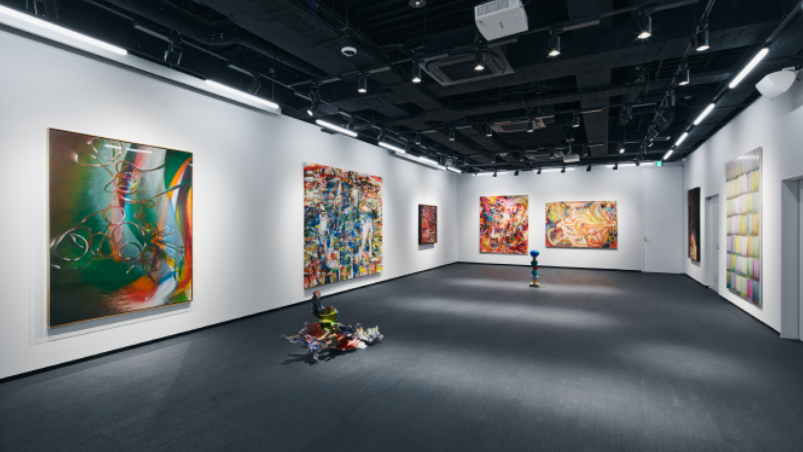 植島美術館内の展示