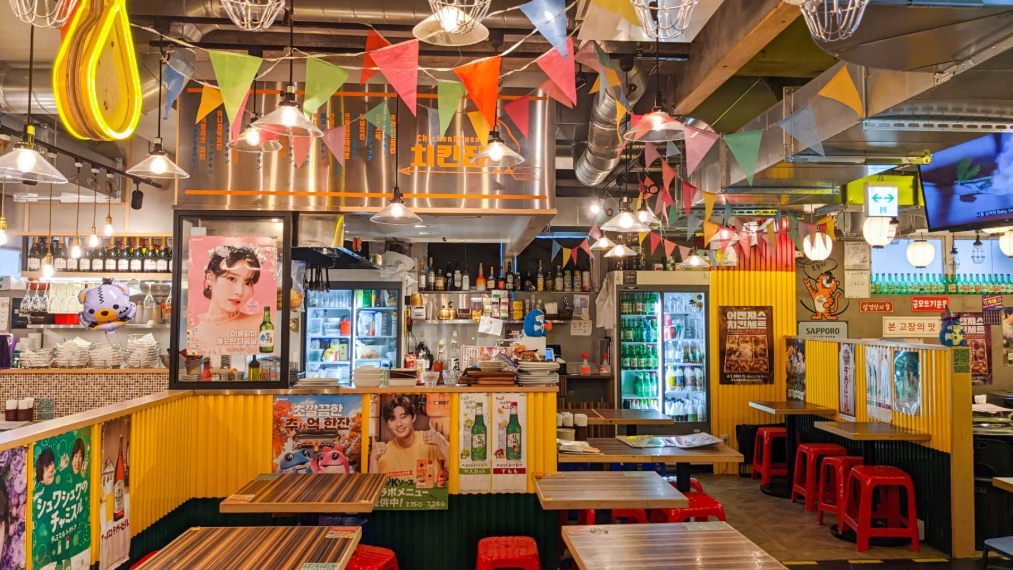 韓国横丁の店内