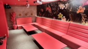 新大久保韓国横丁2Fにあるカラオケルーム