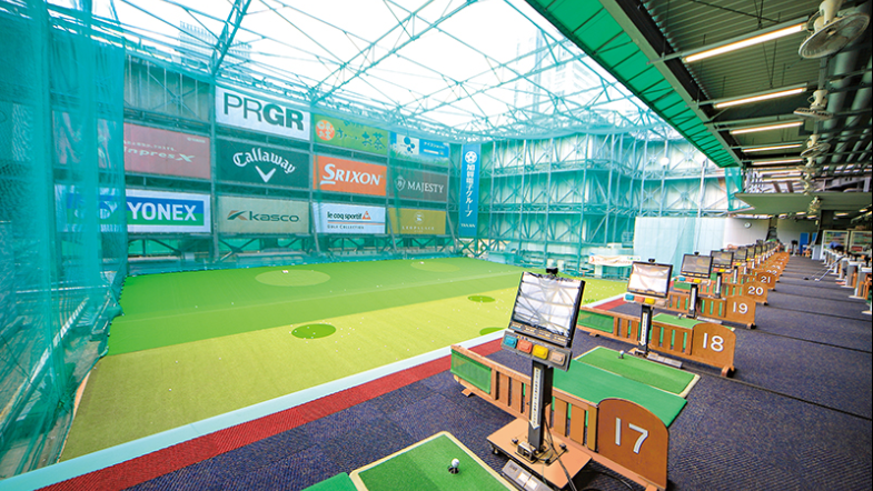 アクティブAKIBAの屋外ゴルフ練習場