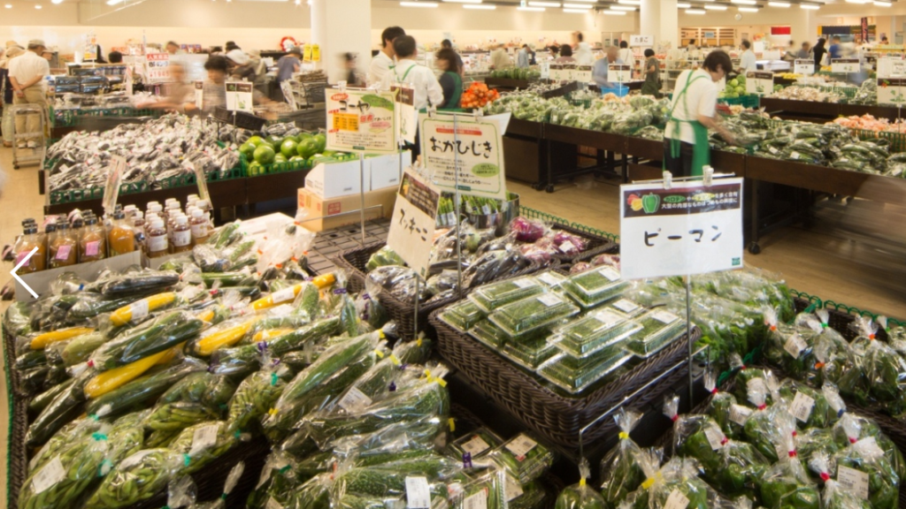 産直市場おあしすふぁーむ内の野菜売り場の様子
