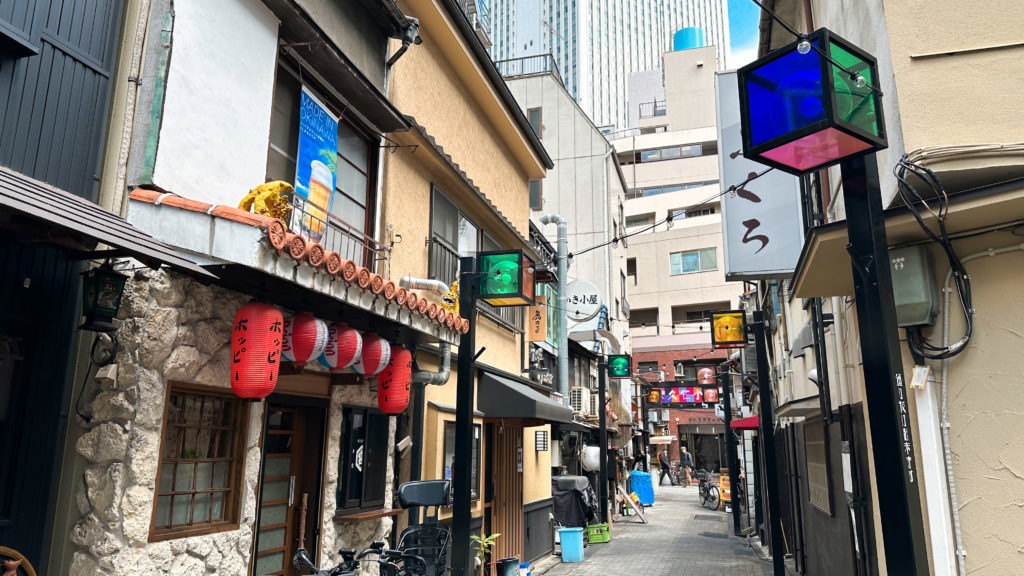 昼の美久仁小路
