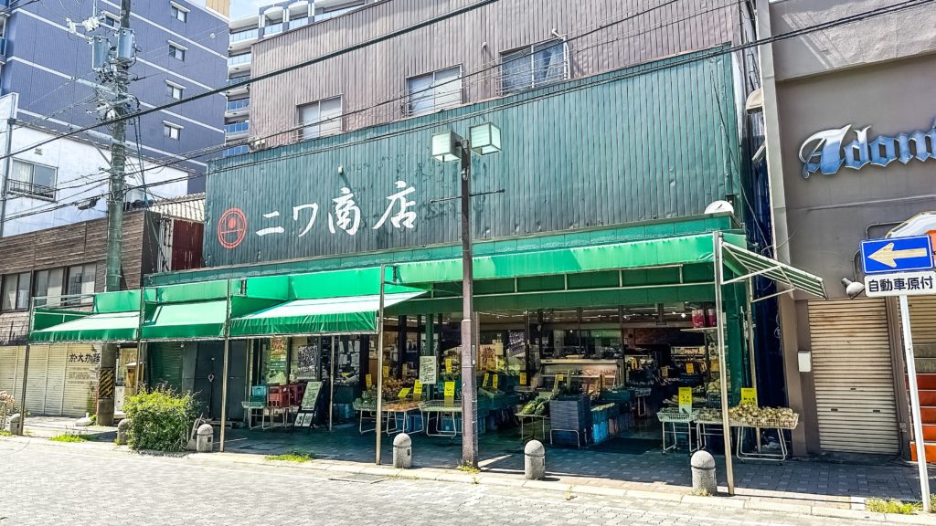 ニワ商店の外観